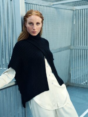 Nitto blouse w. High Neck Black 14781