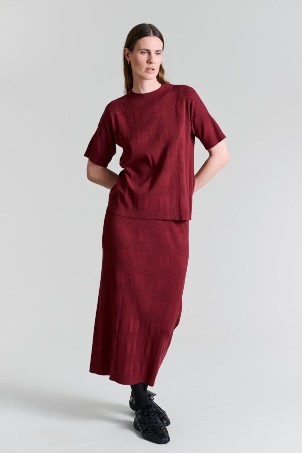 Saku Skirt Maroon 14770