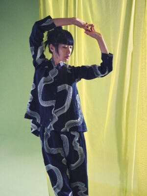 Hikazu Raglan Jacket Waves 14991