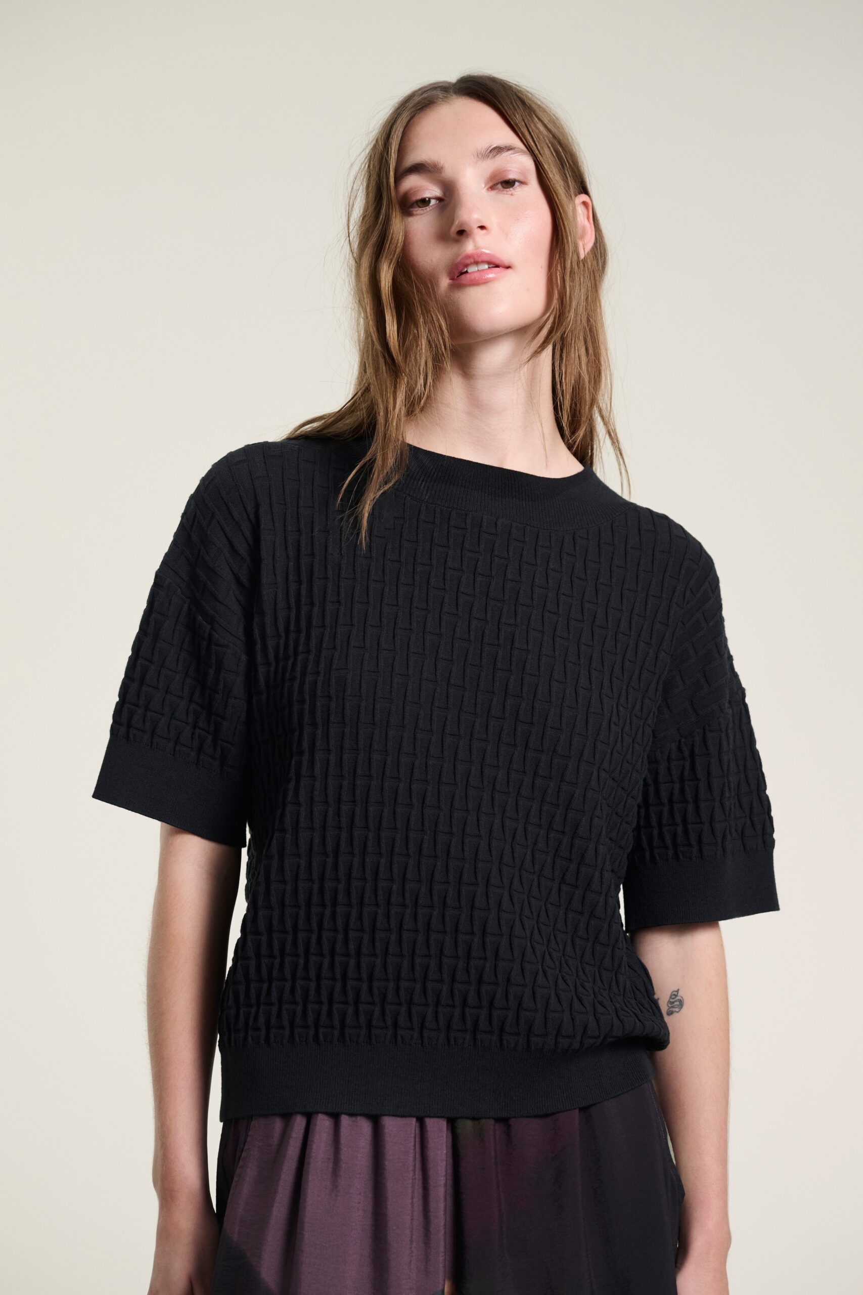 Saku Short Sleeved Blouse Black 15175