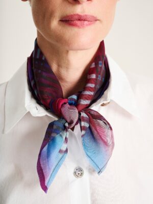 Transparent Touch Scarf Tartan 15474