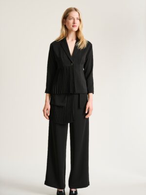 Yume Jacket With Plissé Detail Black 15394